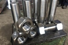 Шестигранные болты